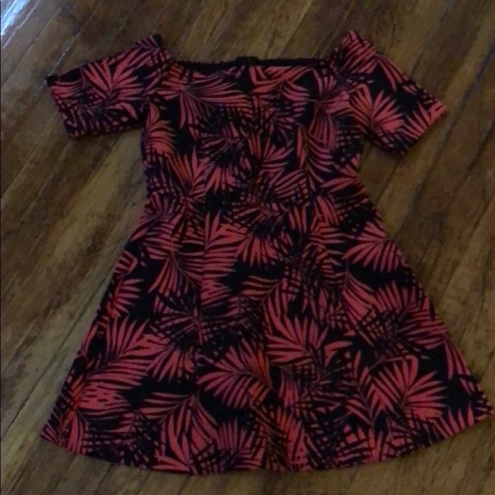 Zara Women tropical red and black dress